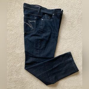 Gloria Vanderbilt Amanda Jean. Size 8